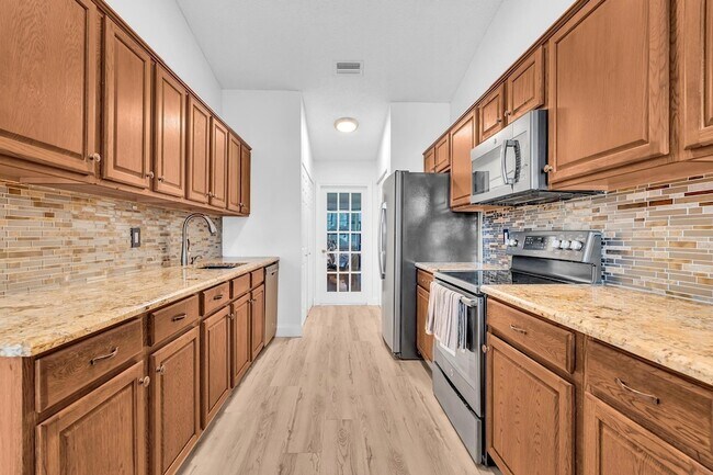 Building Photo - 8099 Cassia Dr