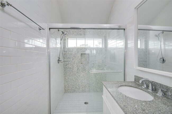 Building Photo - 4427 Waterfall Way