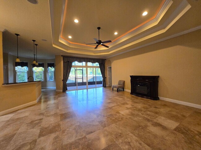 Building Photo - 5/3.5 Willow Oak Plantation