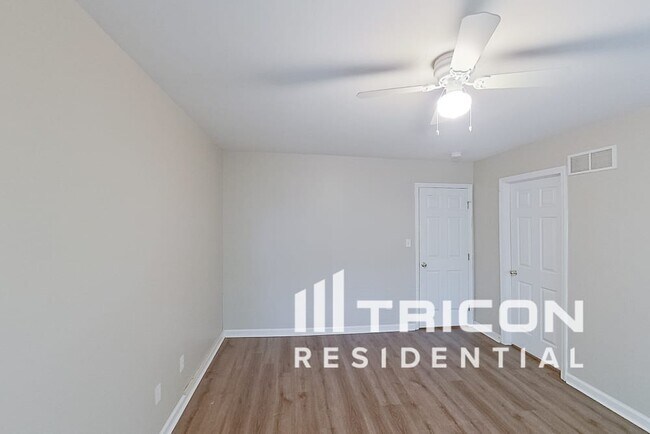 Building Photo - 745 Diamond Pointe Ct