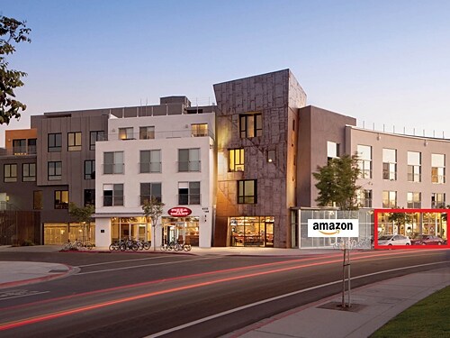 Building Photo - The Loop