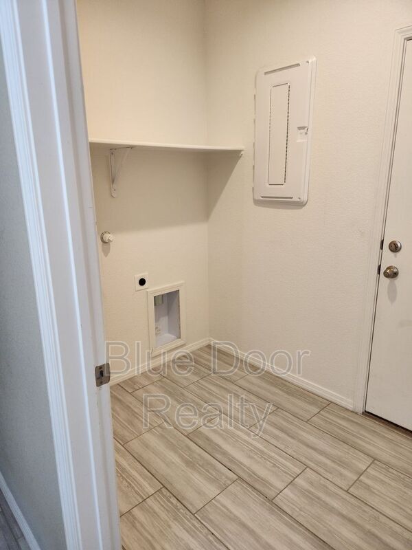 Building Photo - 10637 Aspiration Ln SW