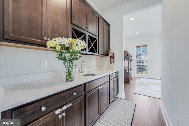 Building Photo - 23765 Fairfield Knl Ct