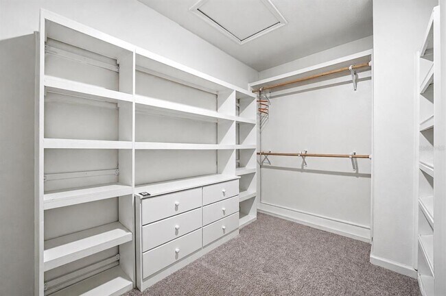 Building Photo - 2270 Hemingway Cir