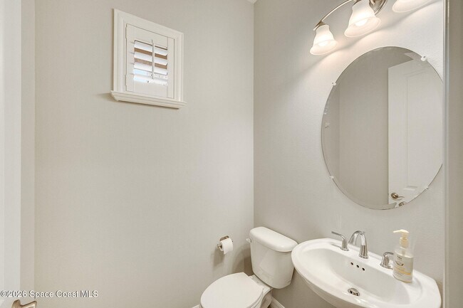 Building Photo - 8870 Napolo Dr