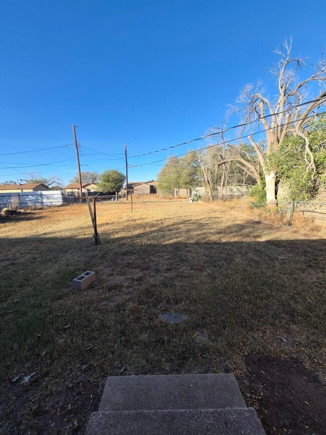 Building Photo - 1116 41st St