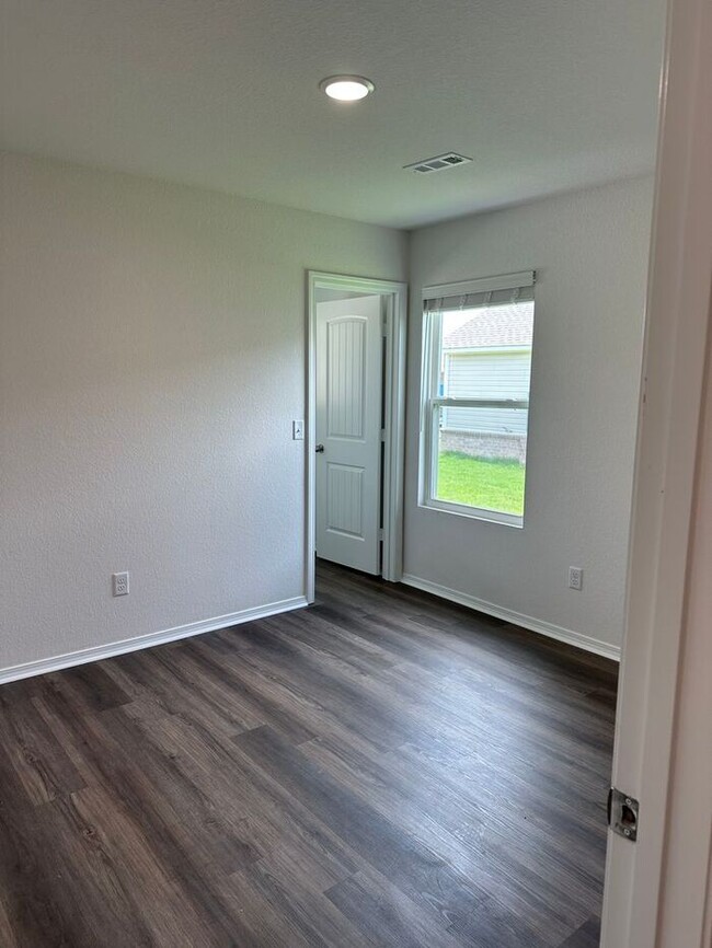 Building Photo - *Pre-leasing* NEW Four Bedroom | Two Bathr...