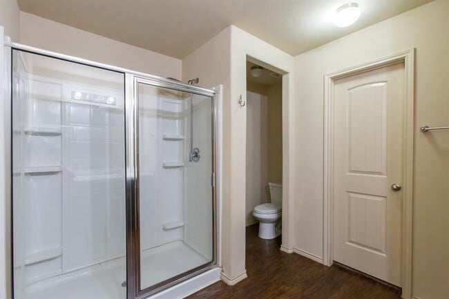 Building Photo - 2119 Treasure Mountain Dr