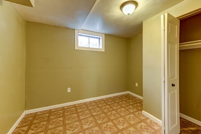 Building Photo - 3873 W 89th Way