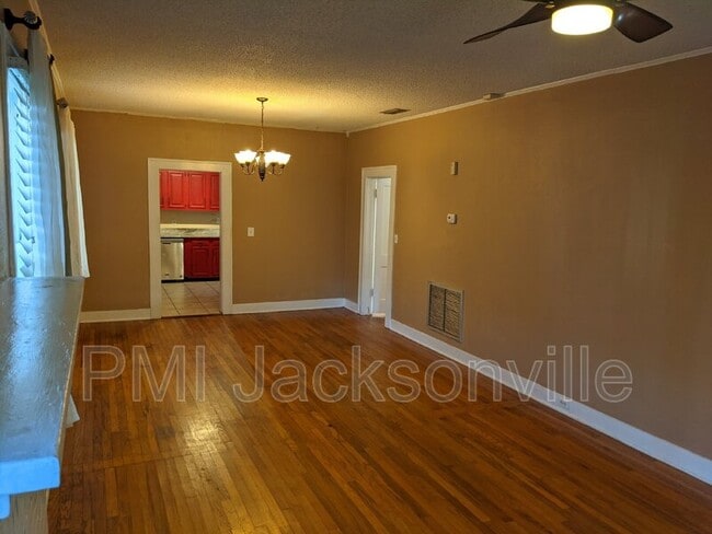 Building Photo - 1211 Hollywood Ave