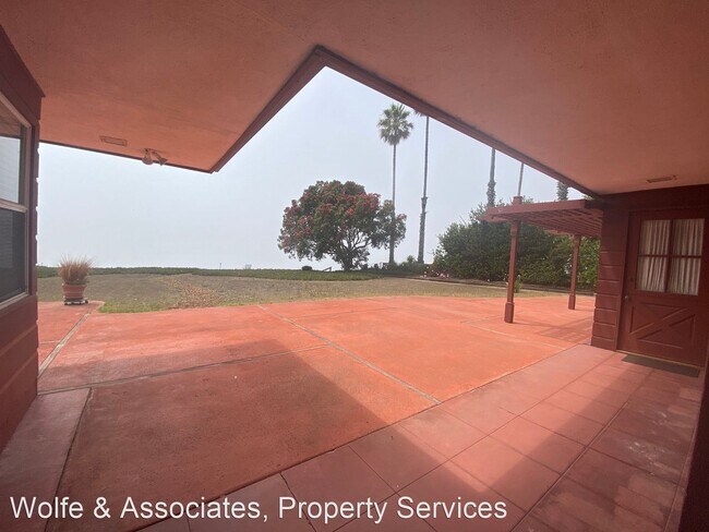 Building Photo - 3 br, 3 bath House - 3323 Cliff Drive