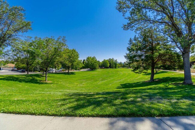 Building Photo - 6511 Enchanted Valley Dr