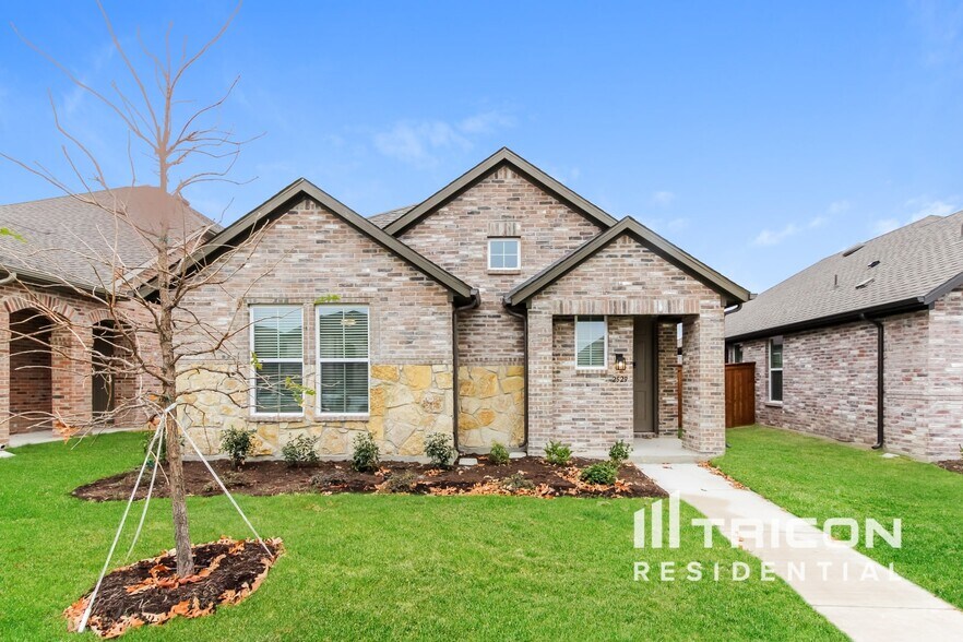 Primary Photo - 2529 Dulaney Dr