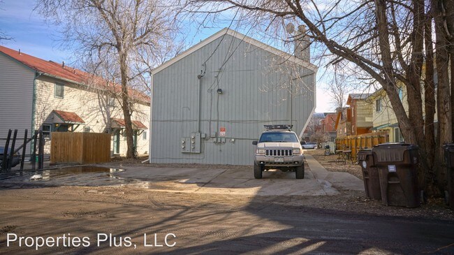 Building Photo - 2219 Spruce St