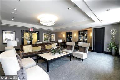 Building Photo - 7710 Woodmont Ave