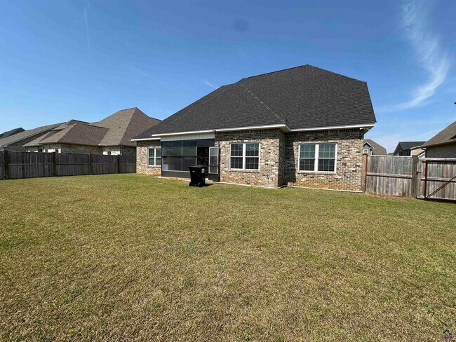 Building Photo - 116 Perth Ct