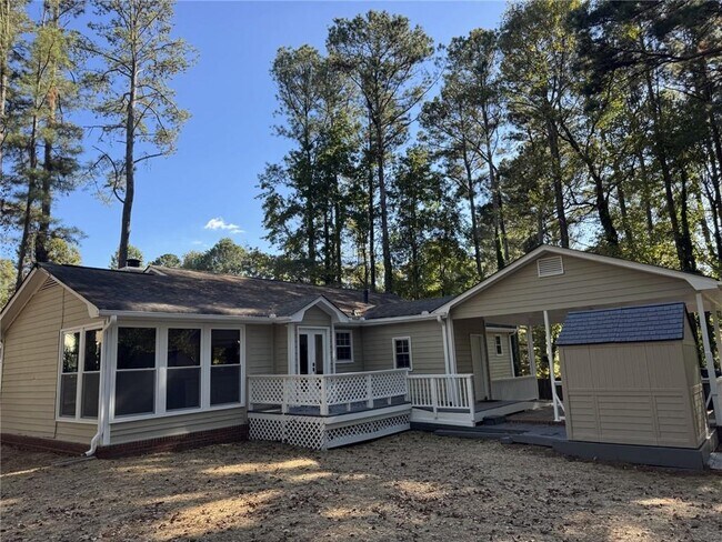 Building Photo - 361 Buck Ct