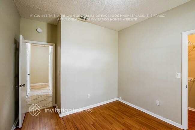 Building Photo - 11571 Waterford Ct