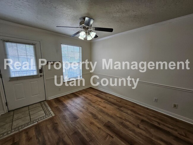 Building Photo - Reduced Price