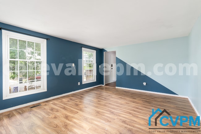 Building Photo - 723 Snowdon Ln