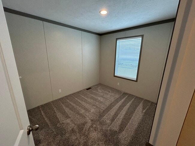 Building Photo - 701 Hawaii