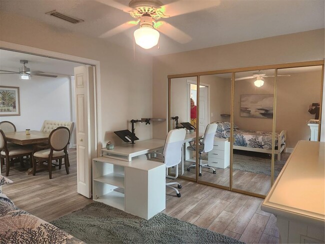 Building Photo - 3411 Avenida Madera