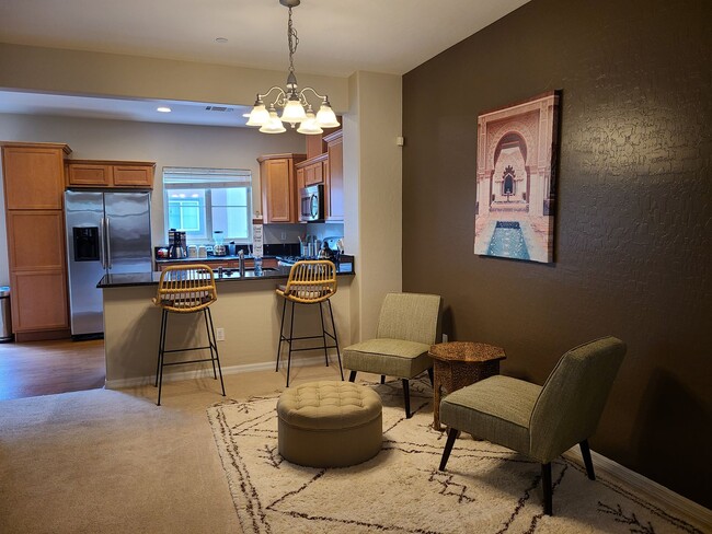 Building Photo - Fully Furnished 3 Bedrooms 2 Car Garage with Community Pool & Spa