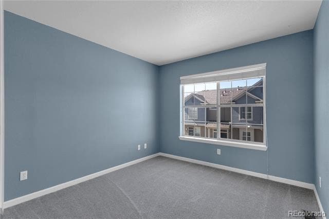 Building Photo - 775 N Roslyn St