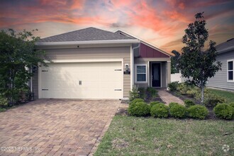 Building Photo - 300 Sweet Oak Wy