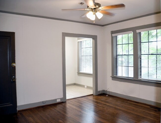 Building Photo - Madrid Apartments