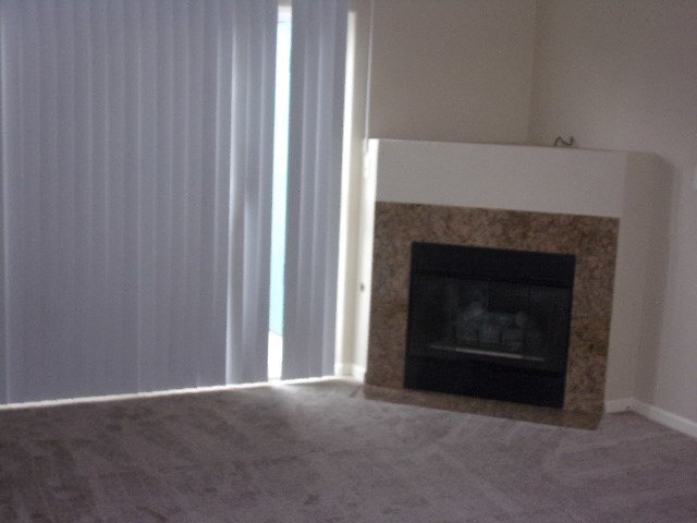 Building Photo - Canyon Ranch Condo in Gated Community.