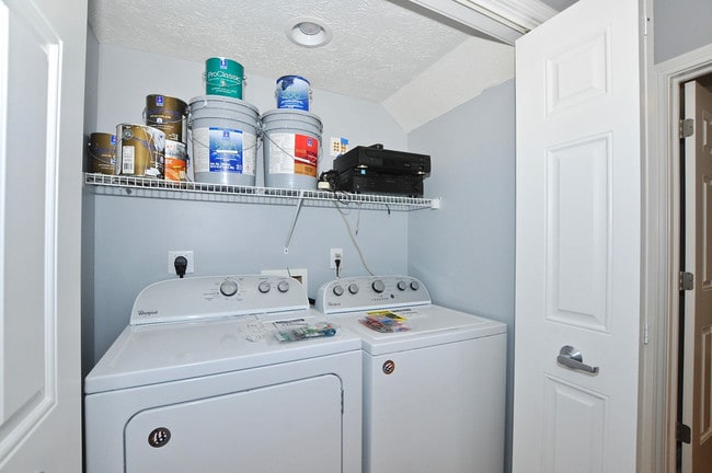 Building Photo - 517 E 23rd St