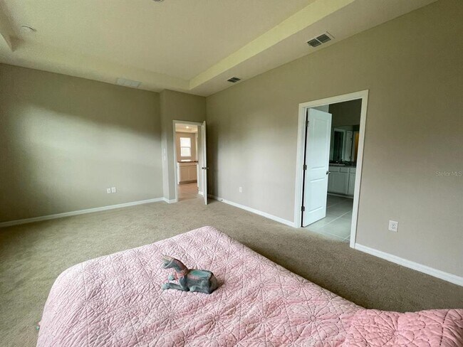 Building Photo - 4970 NW 39th Lp