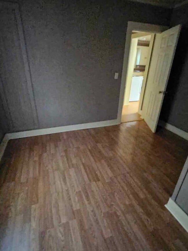 Building Photo - 124 Michael St