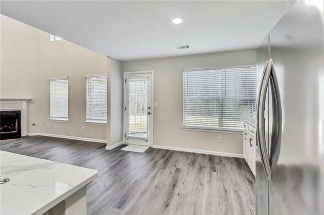 Building Photo - 4262 Defoors Farm Trail
