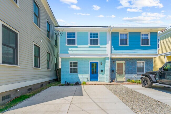 Building Photo - 24 Blake St