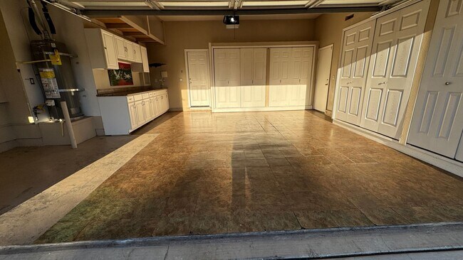 Building Photo - AVAILABLE!