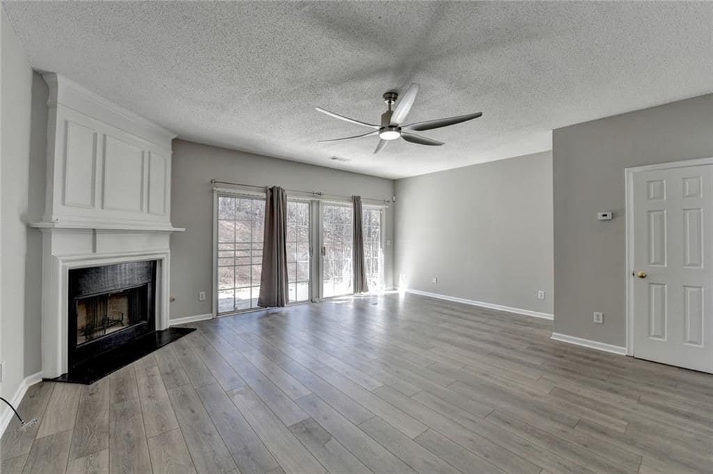 Building Photo - 4061 Howell Park Rd