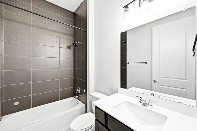 Building Photo - 7801 Donnelley Dr