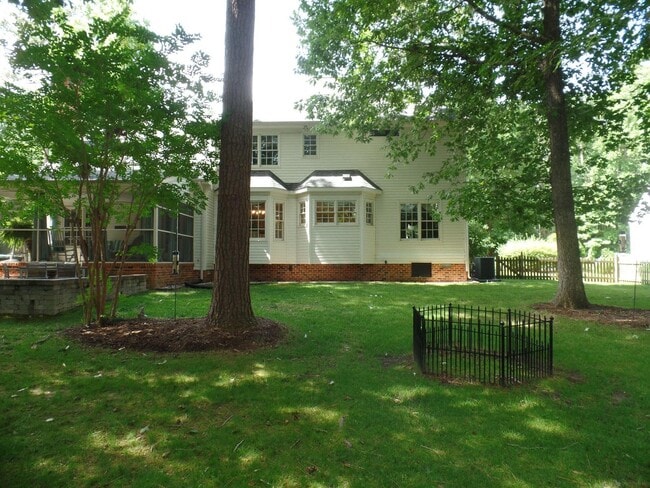 Building Photo - 2036 Back River Ln