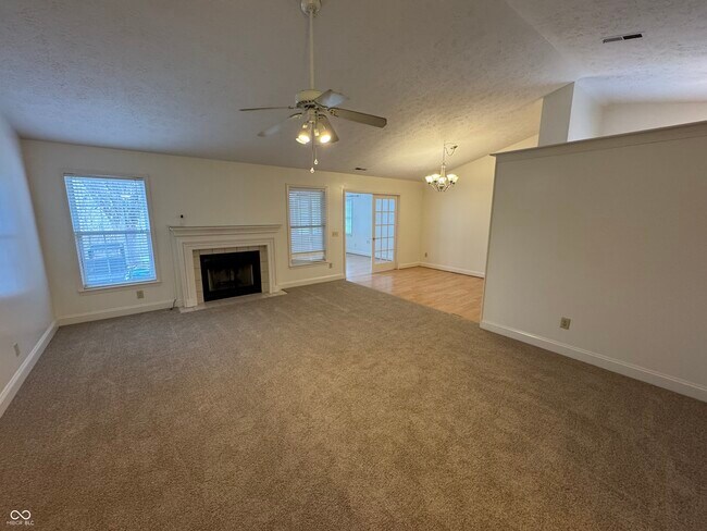 Building Photo - 5632 Rains Ln