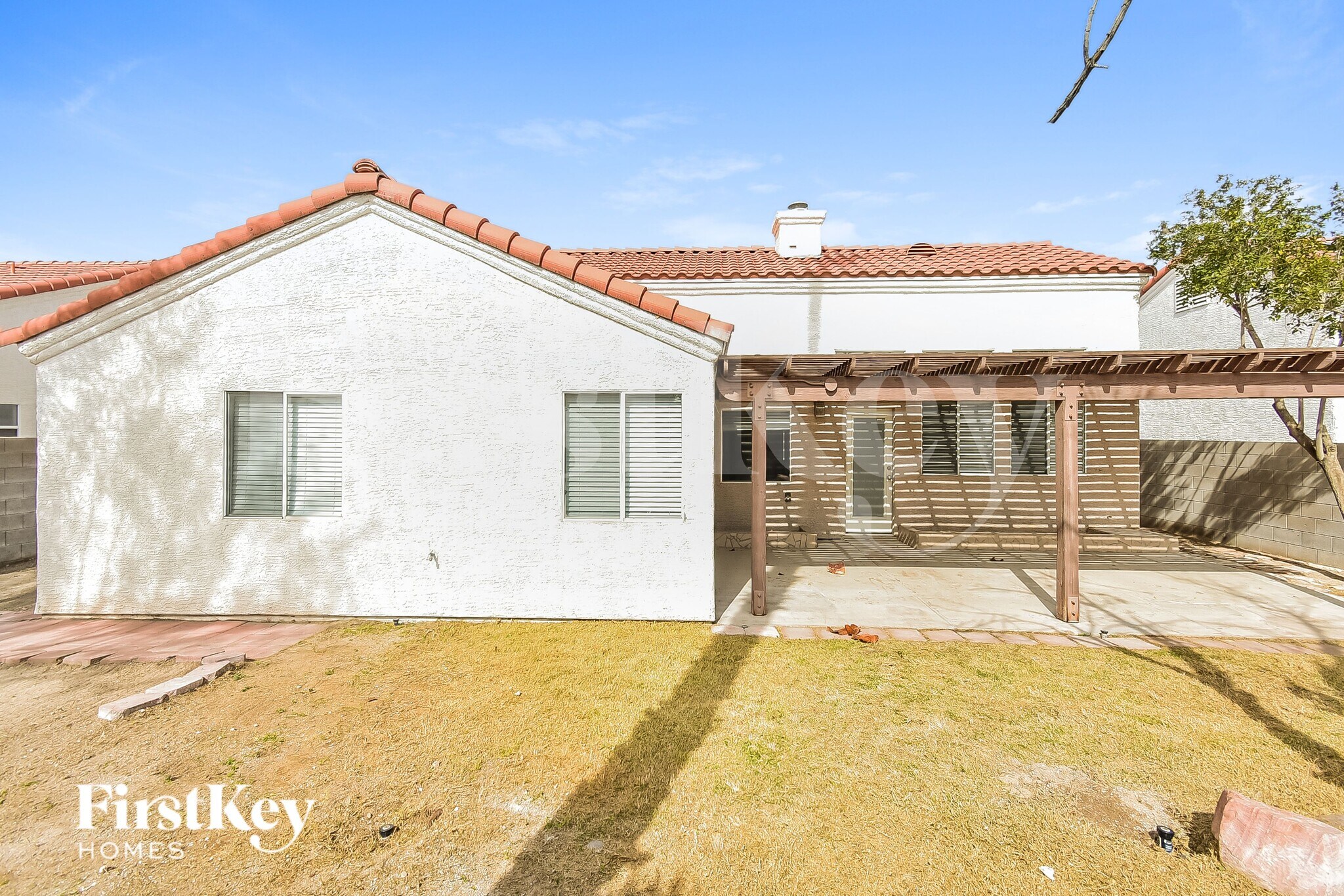 Building Photo - 3909 Linniki St