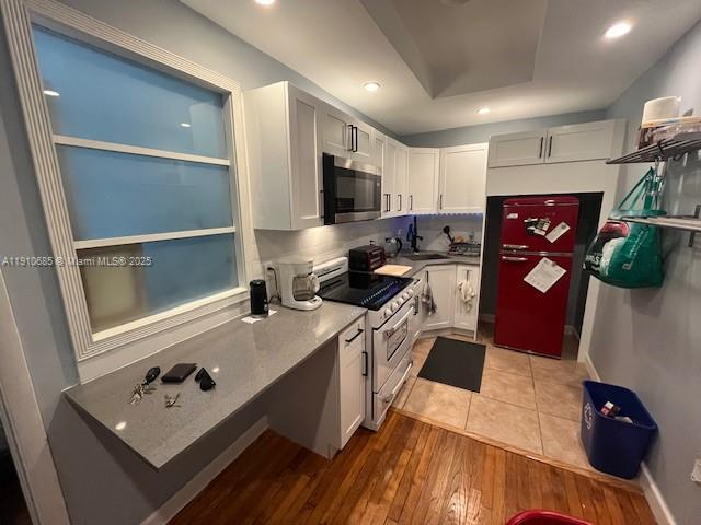 Building Photo - 223 Calabria Ave