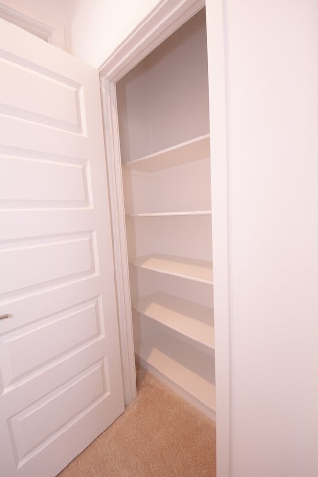 Building Photo - 7039 Mallow Dr