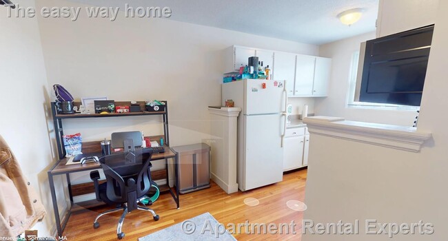 Building Photo - 402 Highland Ave