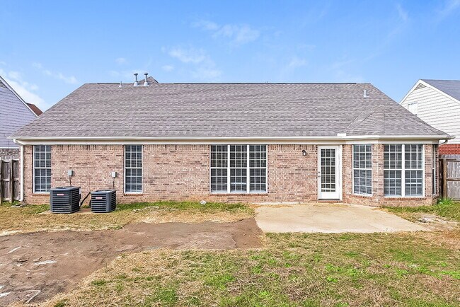 Building Photo - 5870 Tommy Joe Dr