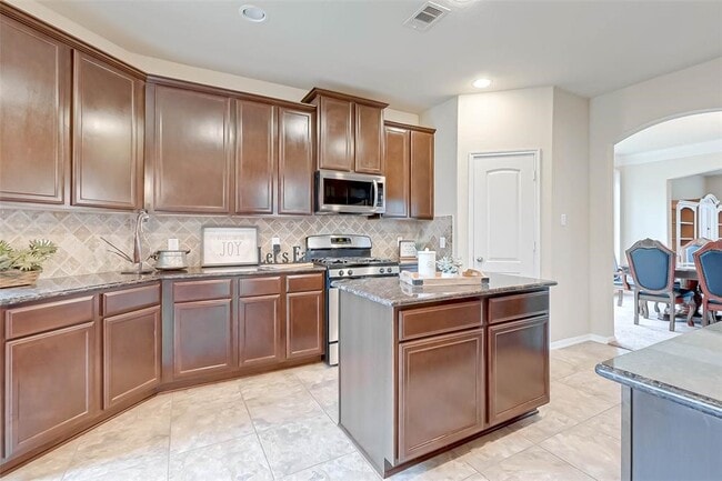 Building Photo - 15023 Russet Bend Ln