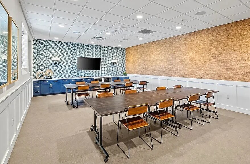 Building Photo - 12120 Blue Sky Ct