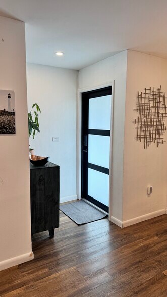 Building Photo - 9970 SW 13th Ter