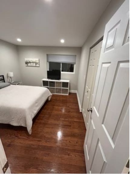 Building Photo - 9143 S Cottage Grove Ave